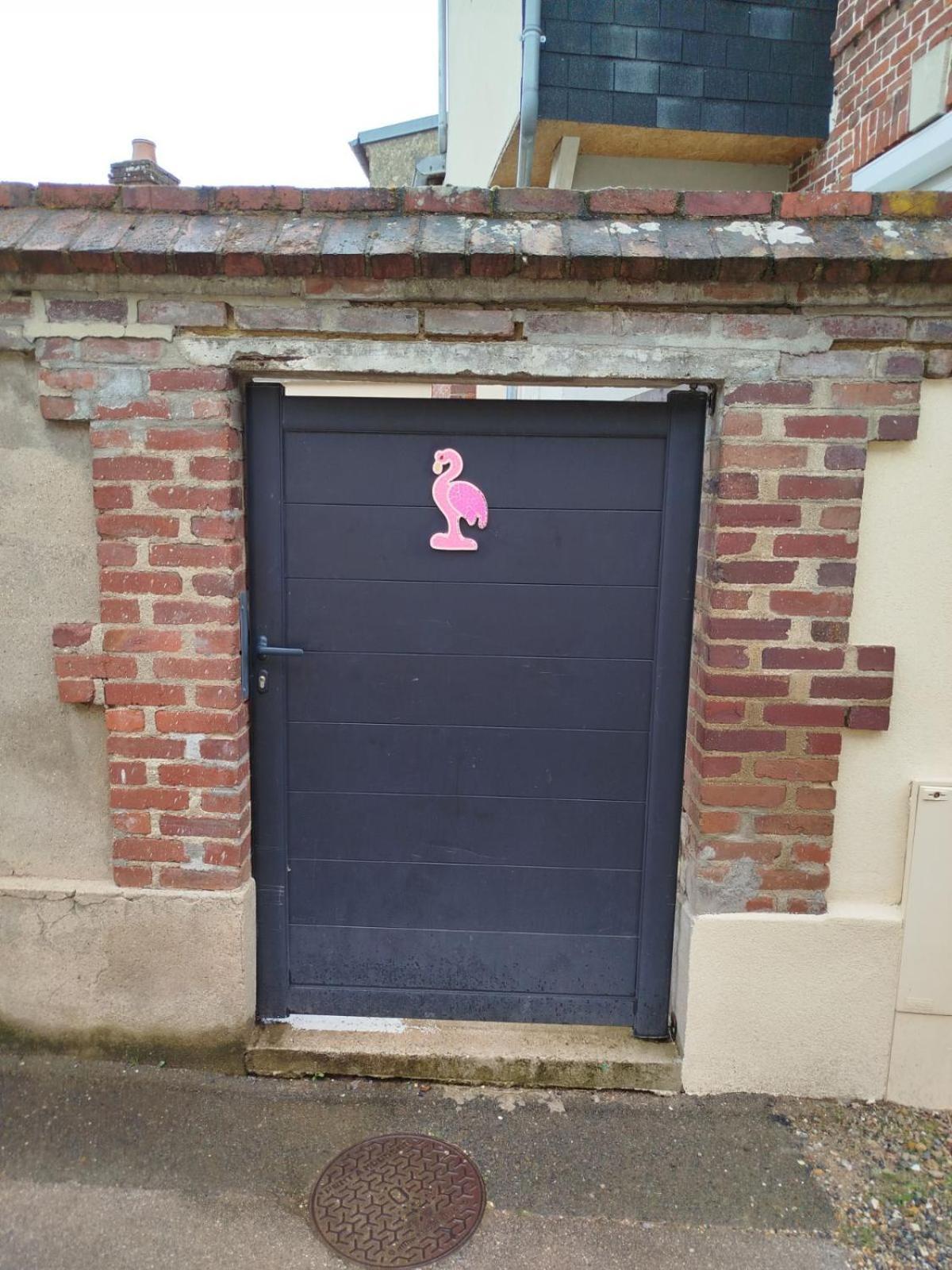 Maison Pink Flamingo Aeroport 2 A 4 Personnes Casa vacanze *